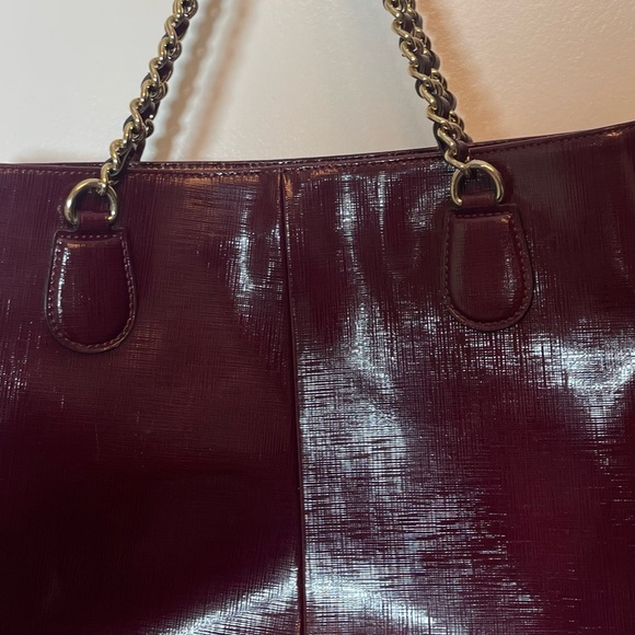 Women's Coach Maroon Leather Tote Bag with Gold Chain - Picture 15 of 15
